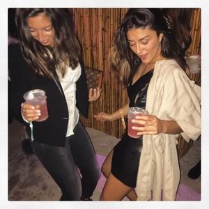 Meet your Posher, Carlotta